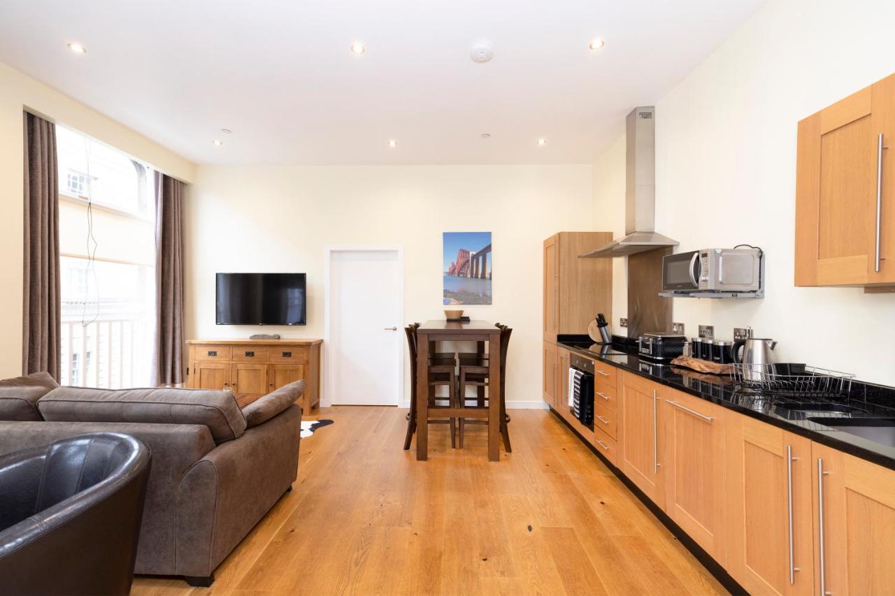 Appartement Joivy 1 Bed Flat In Old Town, Next To St Giles Cathedral à Édimbourg Extérieur photo