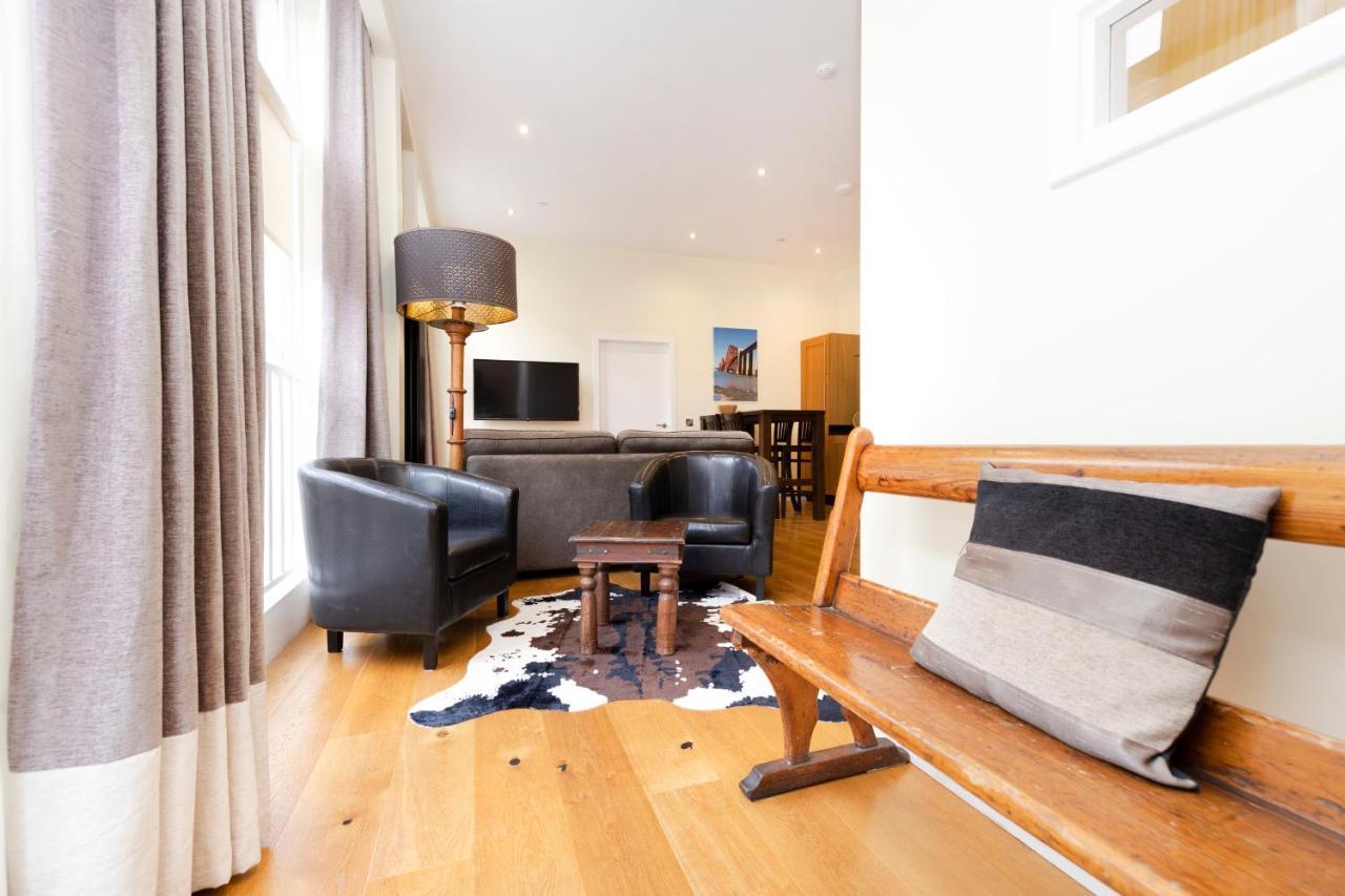 Appartement Joivy 1 Bed Flat In Old Town, Next To St Giles Cathedral à Édimbourg Extérieur photo